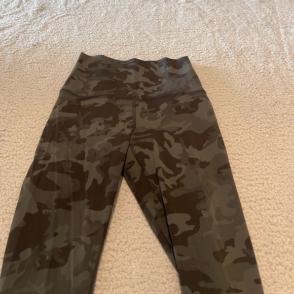 Lululemon Align Pant *Full Length 28" Incognito Camo Multi Gator Green SoulCycle - Picture 6 of 6